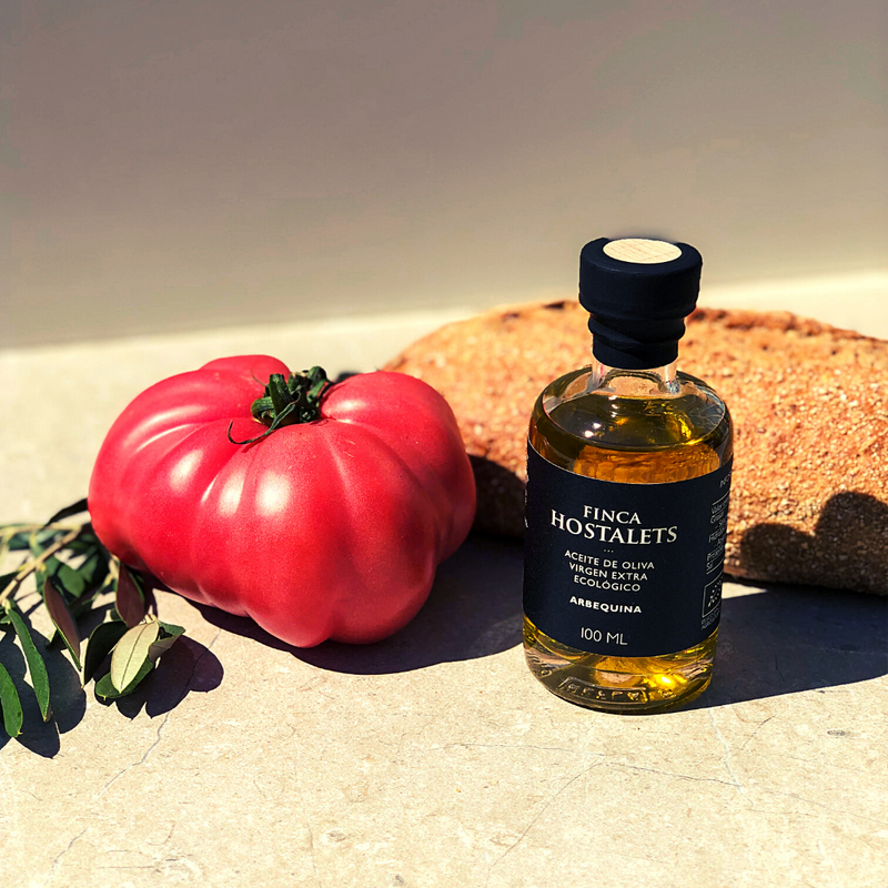 botella Aceite Arbequina 100ml con tomate 'Reserva Familiar 2023', gourmet de agricultura sostenible
