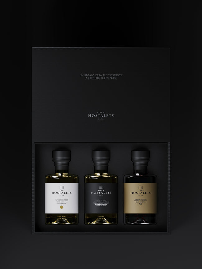 Gourmet Case "selection" Finca Hostalets: Trilogy of Artisan Flavors: Organic EVOO, White Truffle Seasoning and Balsamic Vinegar "GRAN RESERVA¨ 50 years Limited Edition. 3 bottles/100 ML